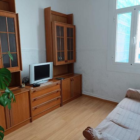 Appartamento Piso Antiguo, Muebles Viejos, Muy Sencillo, Alquilado En Invierno A Estudiantes, Sin Ascensor, Cocina Antigua A Gas, Edificio Muy Antiguo La Coruña Esterno foto